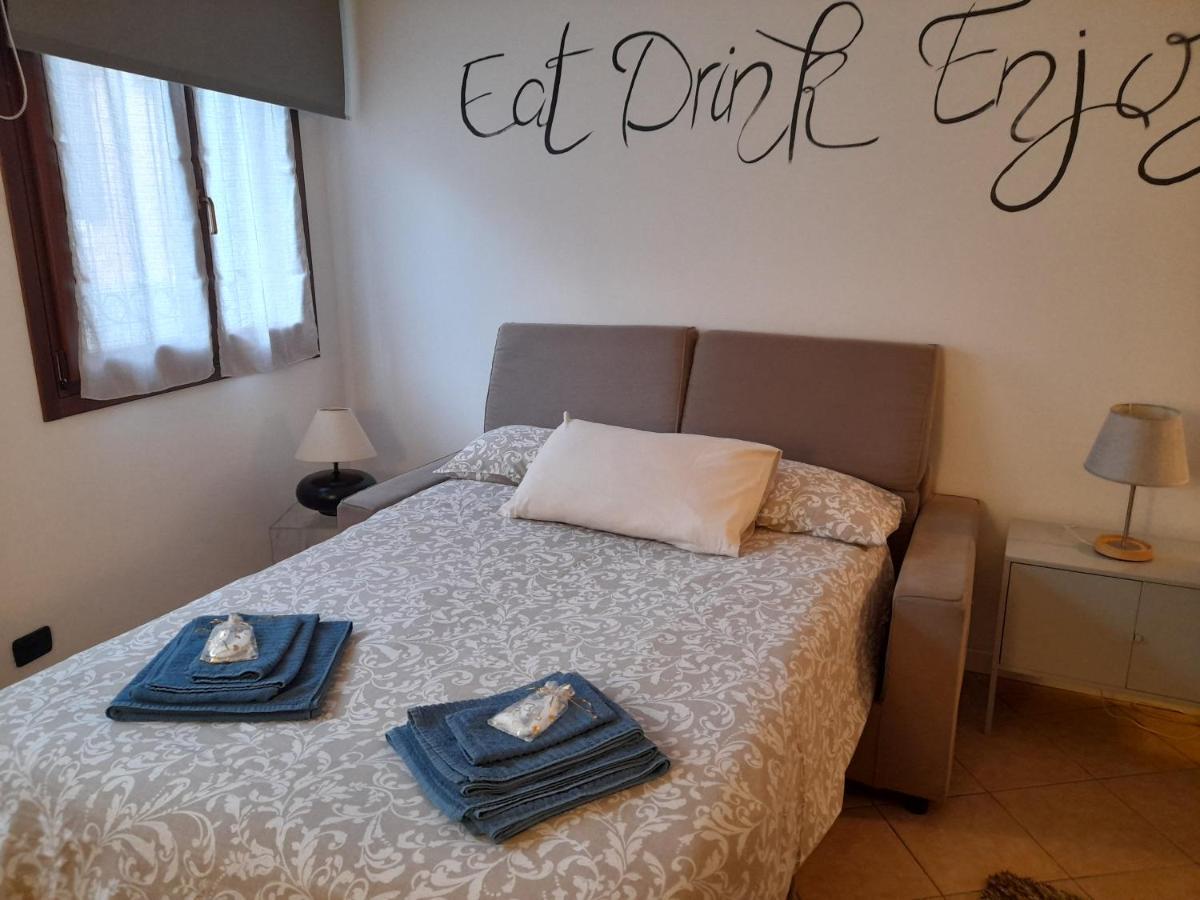 Apartament A Casa Di Sole Arese Zewnętrze zdjęcie